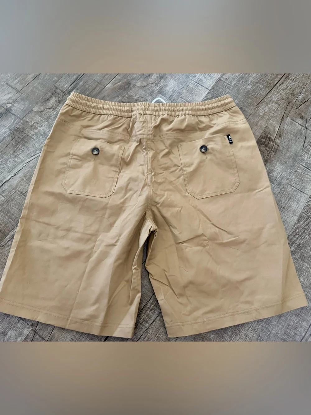 MagnaMan Mens Khaki Drawstring Shorts Large NWT Moisture Wicking Stretch